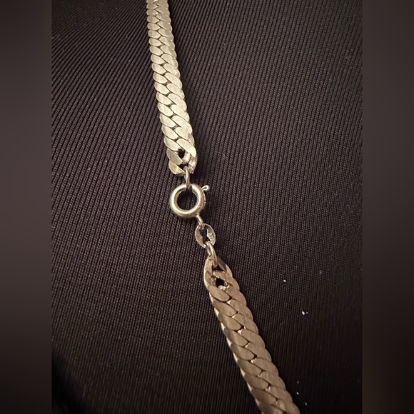Substantial sterling silver chain - Picture 4 of 8